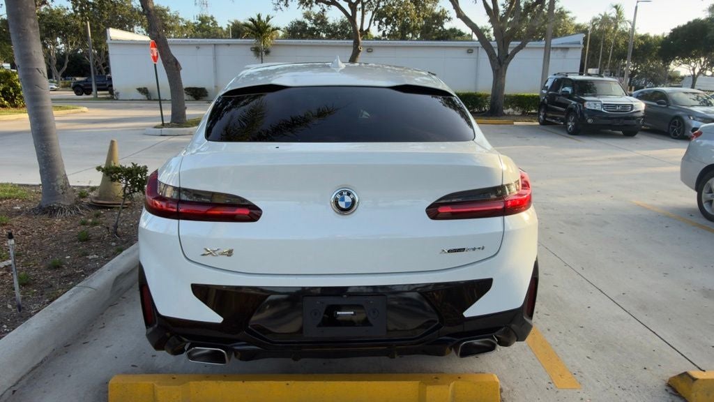 2022 BMW X4 xDrive30i
