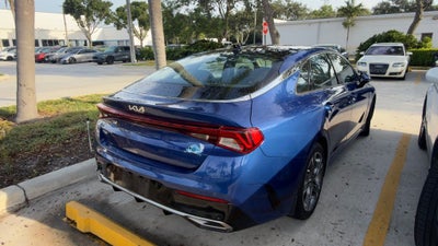 2022 Kia K5 EX