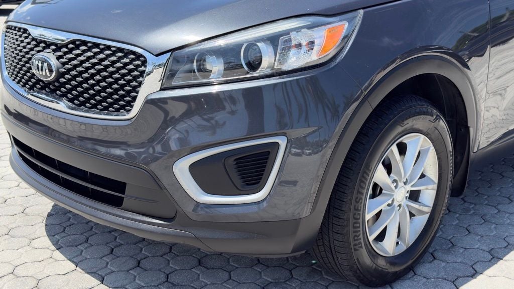 2018 Kia Sorento LX