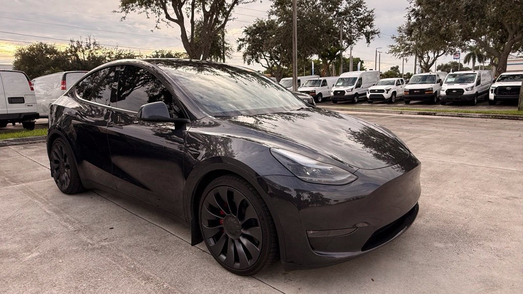 2024 Tesla Model Y Performance