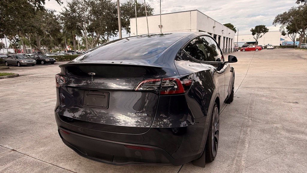 2024 Tesla Model Y Performance