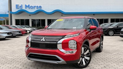 2025 Mitsubishi Outlander SE