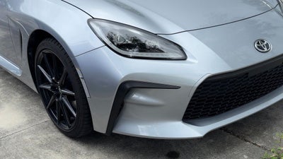 2024 Toyota GR86 Premium