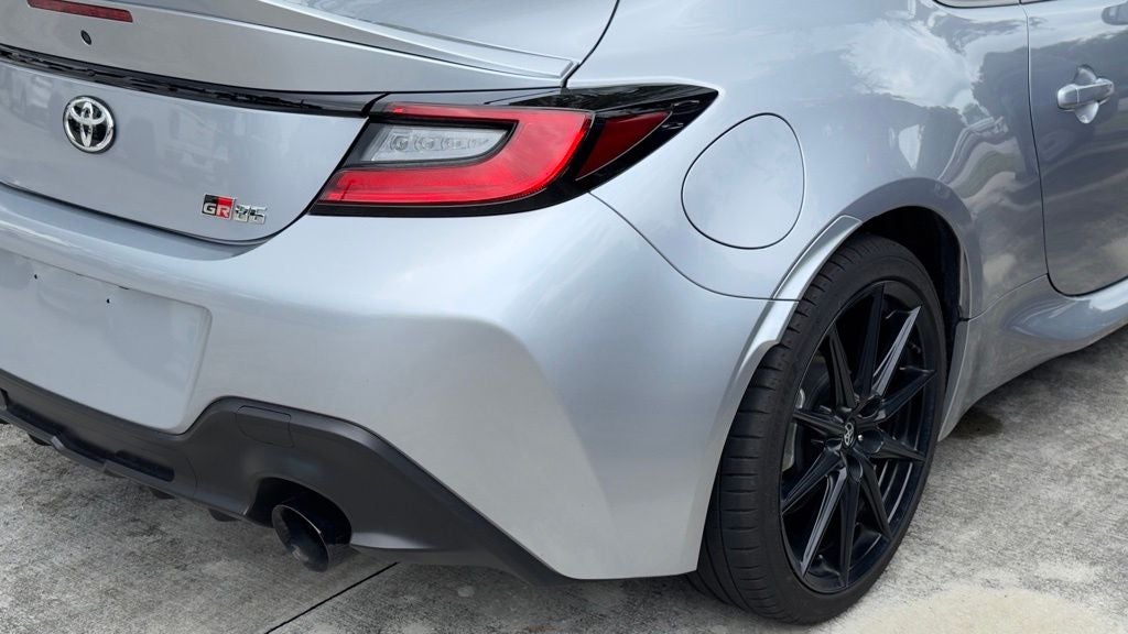 2024 Toyota GR86 Premium