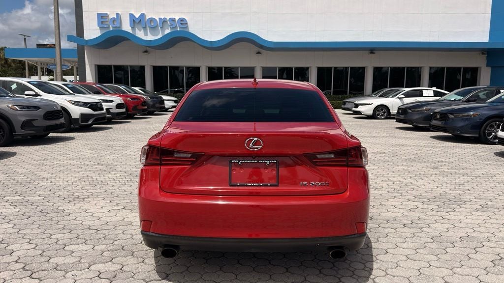 2016 Lexus IS 200t