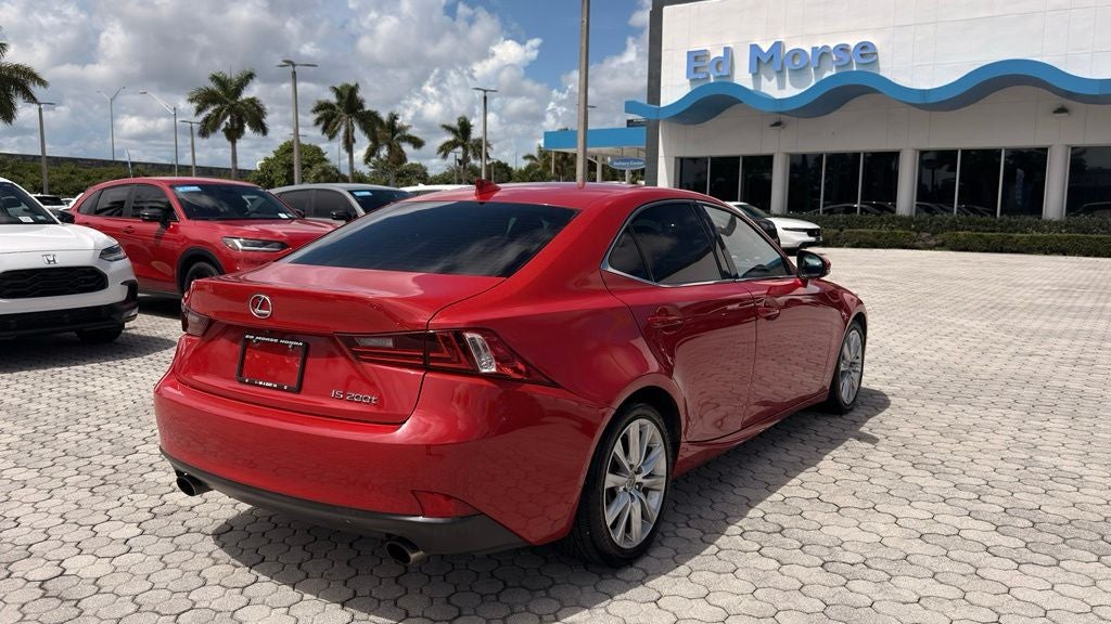 2016 Lexus IS 200t