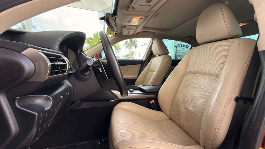 2016 Lexus IS 200t