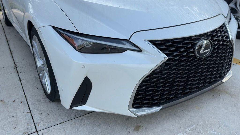 2023 Lexus IS 300