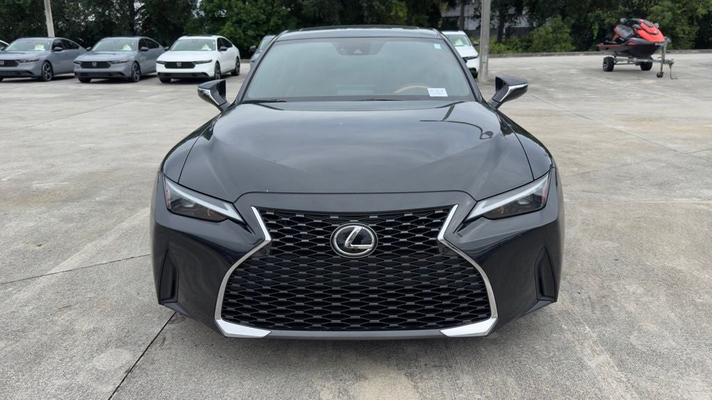 2025 Lexus IS 300