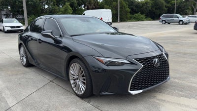 2025 Lexus IS 300