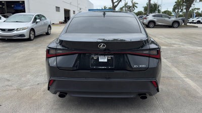 2025 Lexus IS 300