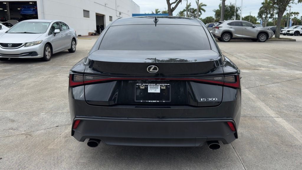 2025 Lexus IS 300