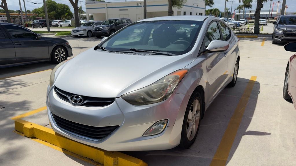2013 Hyundai Elantra 1.8 GLS A/T's photo