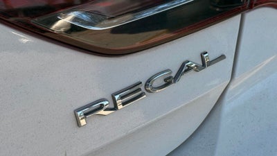 2019 Buick Regal Essence