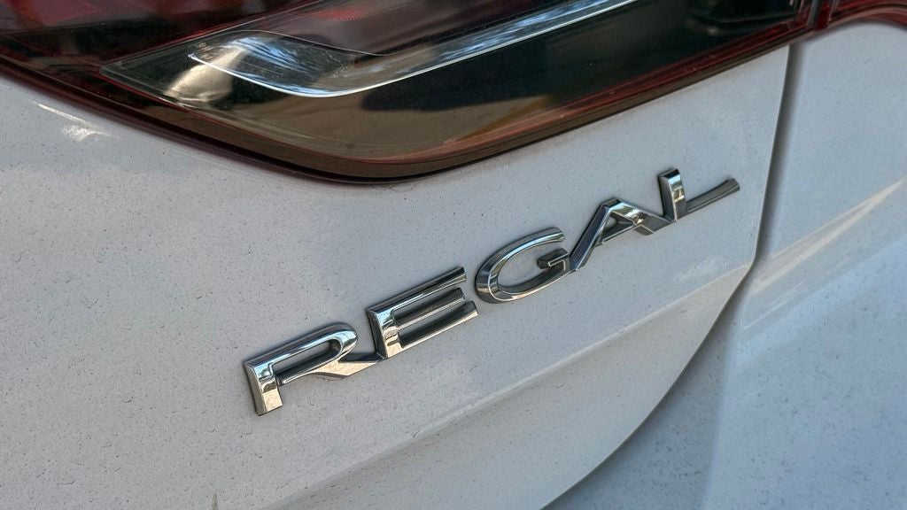 2019 Buick Regal Essence