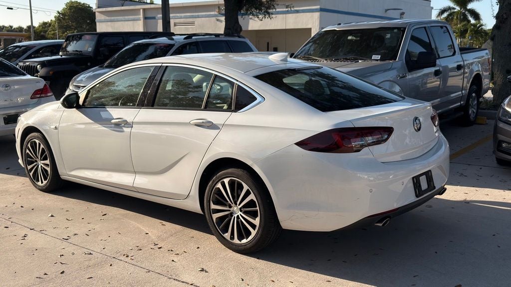 2019 Buick Regal Essence
