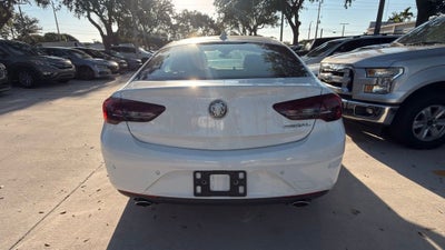 2019 Buick Regal Essence