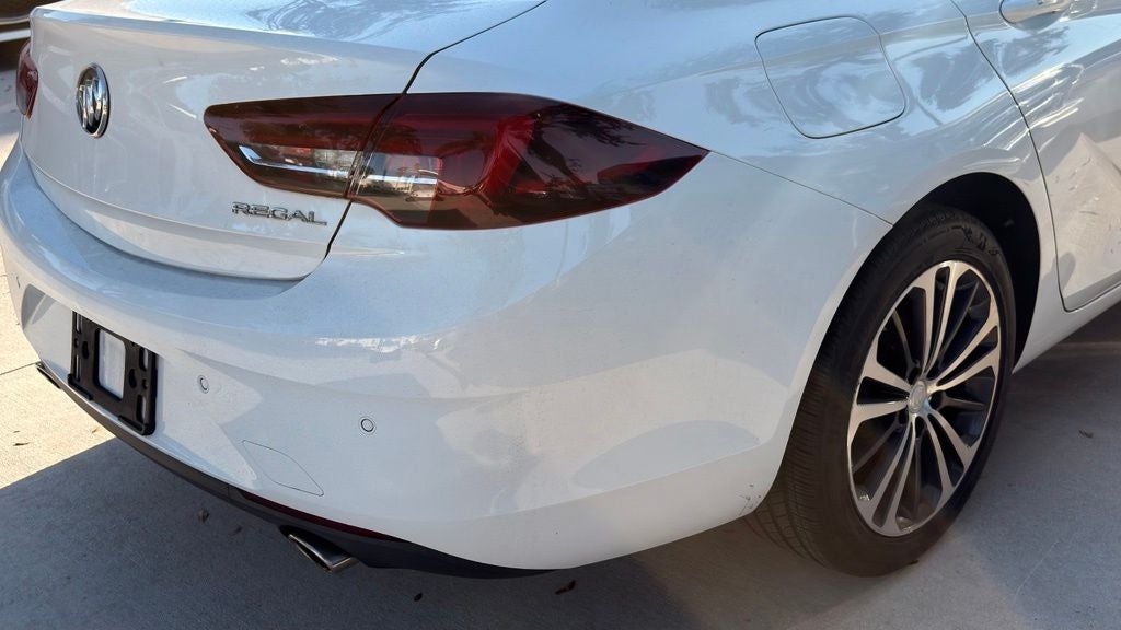 2019 Buick Regal Essence