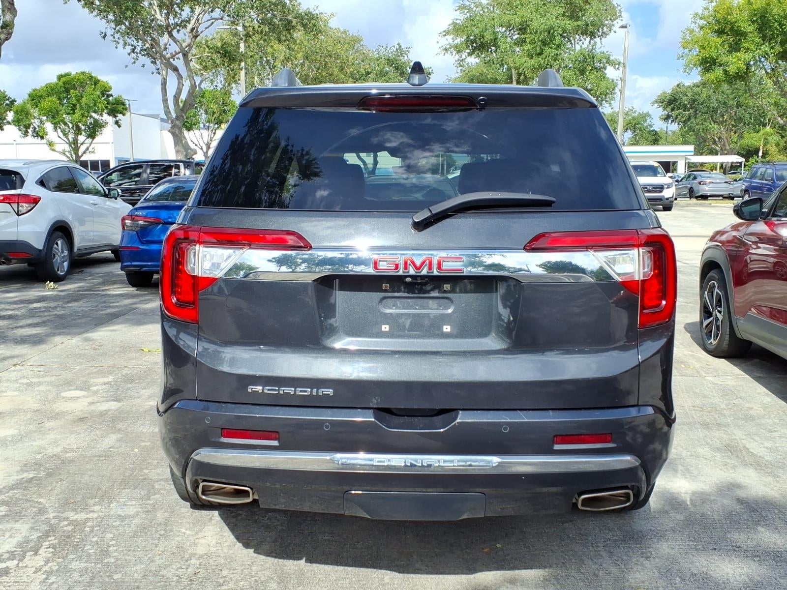 2022 GMC Acadia Denali