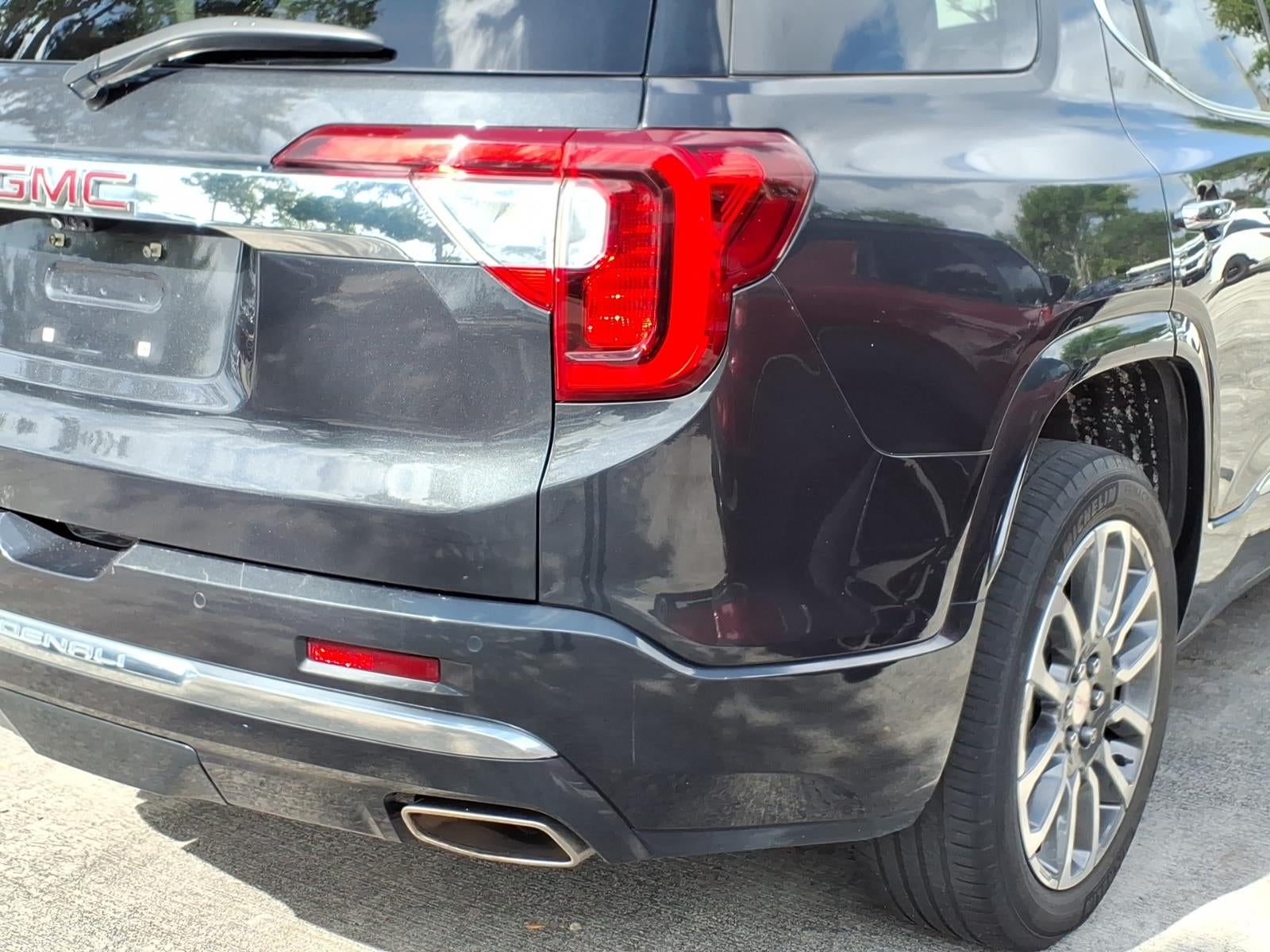 2022 GMC Acadia Denali