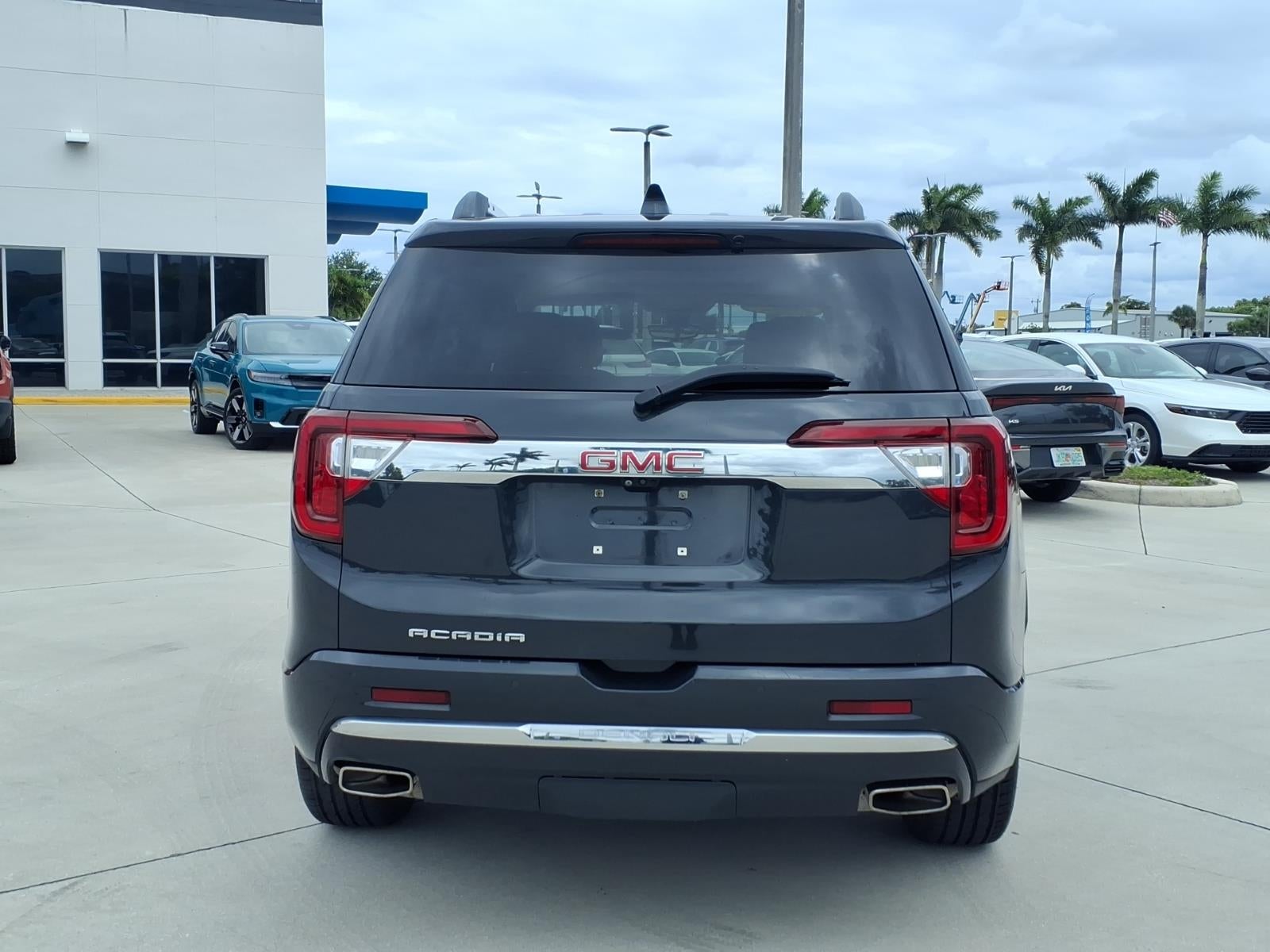 2022 GMC Acadia Denali