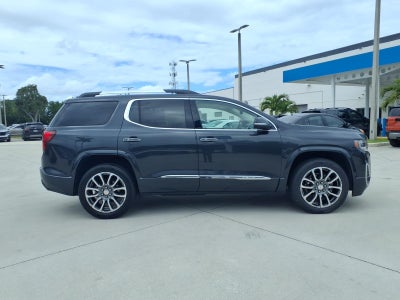 2022 GMC Acadia Denali