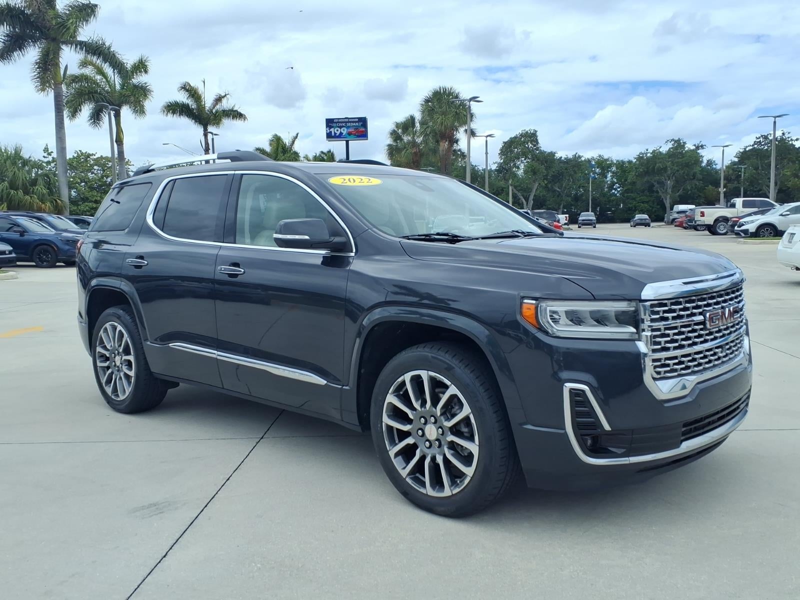2022 GMC Acadia Denali