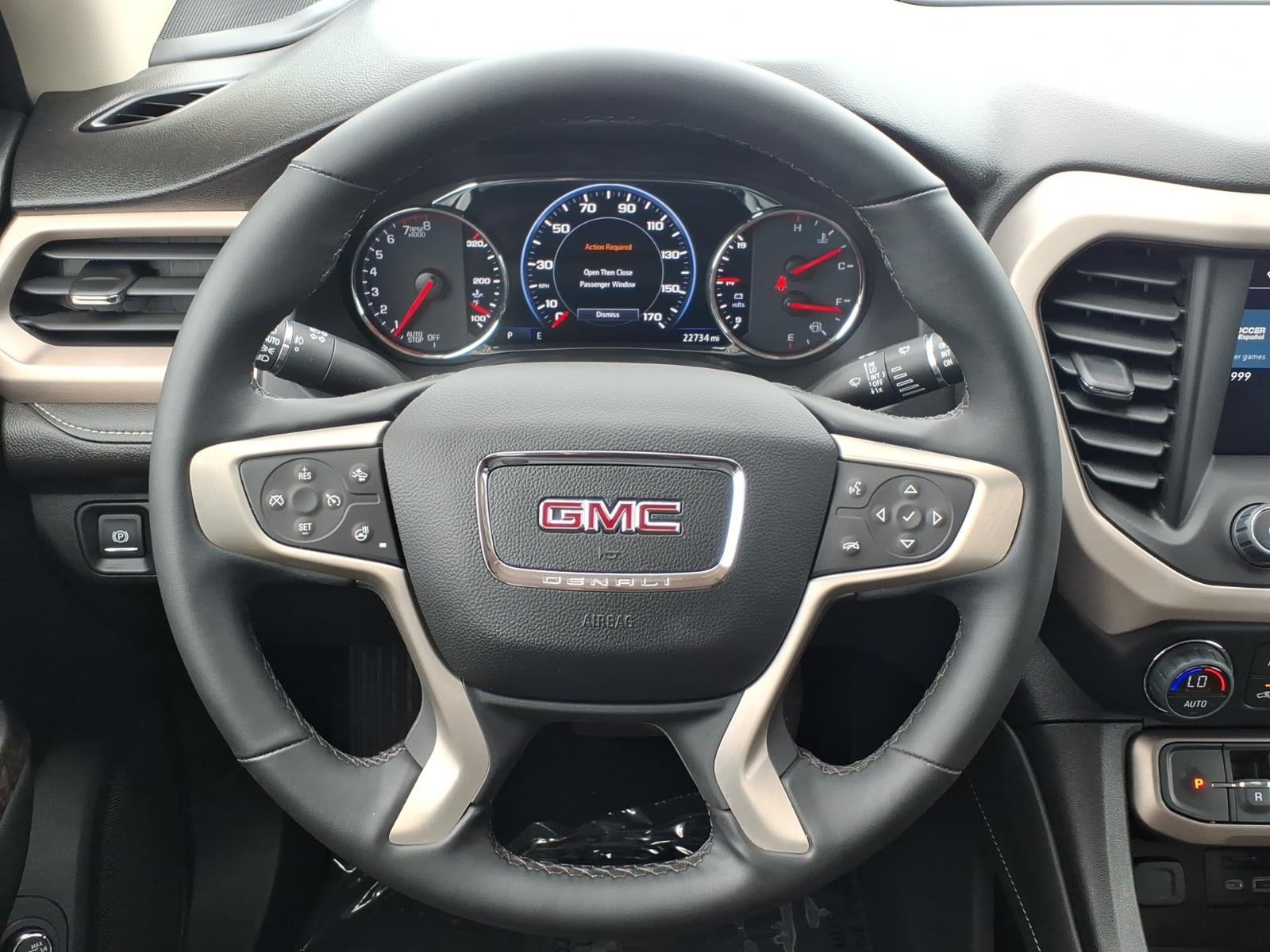 2023 GMC Acadia Denali