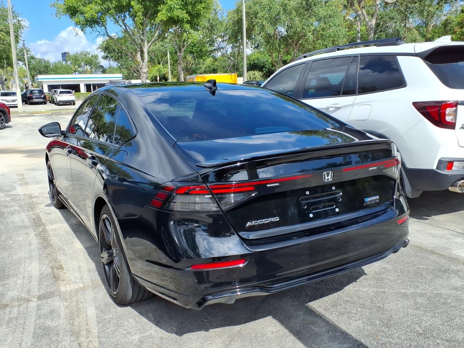 2023 Honda Accord Hybrid Sport-L