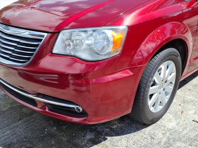 2012 Chrysler Town and Country Touring-L