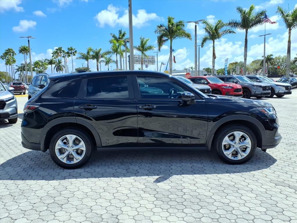 2025 Honda HR-V LX