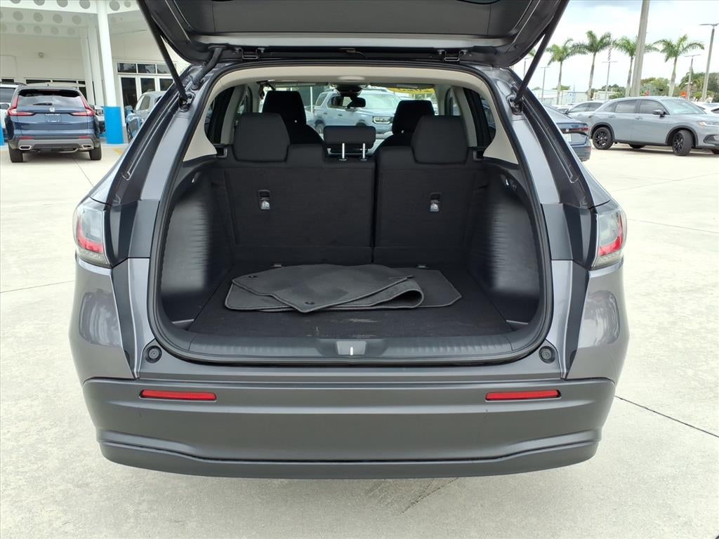 2025 Honda HR-V LX
