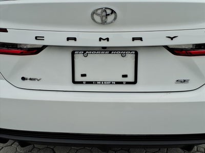 2025 Toyota Camry SE
