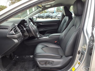 2020 Toyota Camry SE