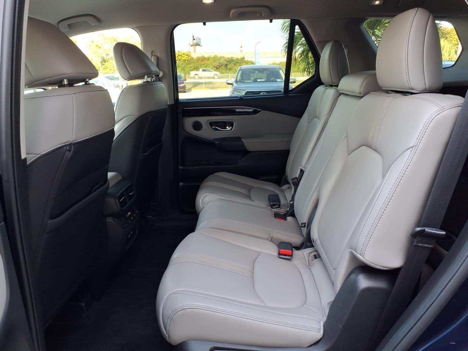 2023 Honda Pilot EX-L 8 Passenger