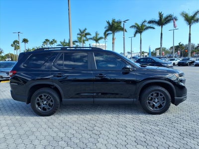 2025 Honda Pilot TrailSport