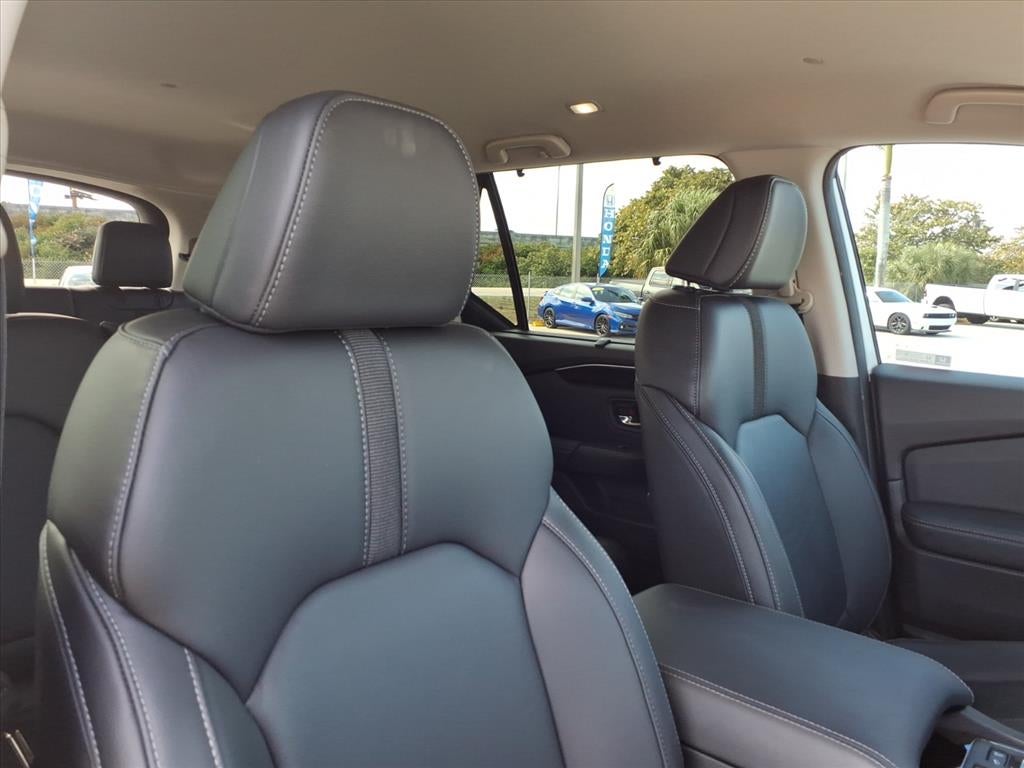 2023 Honda Pilot EX-L 7 Passenger