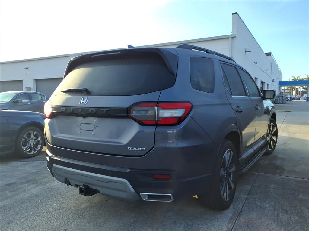 2024 Honda Pilot Touring 8 Passenger