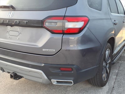 2024 Honda Pilot Touring 8 Passenger