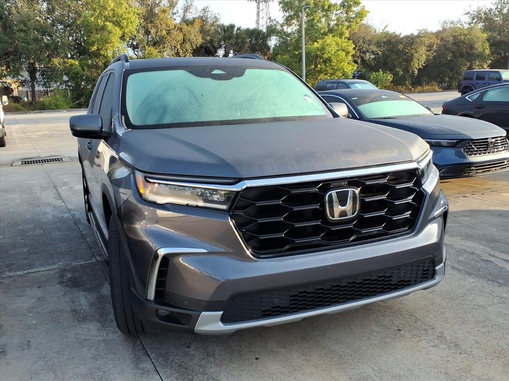 2024 Honda Pilot Touring 8 Passenger