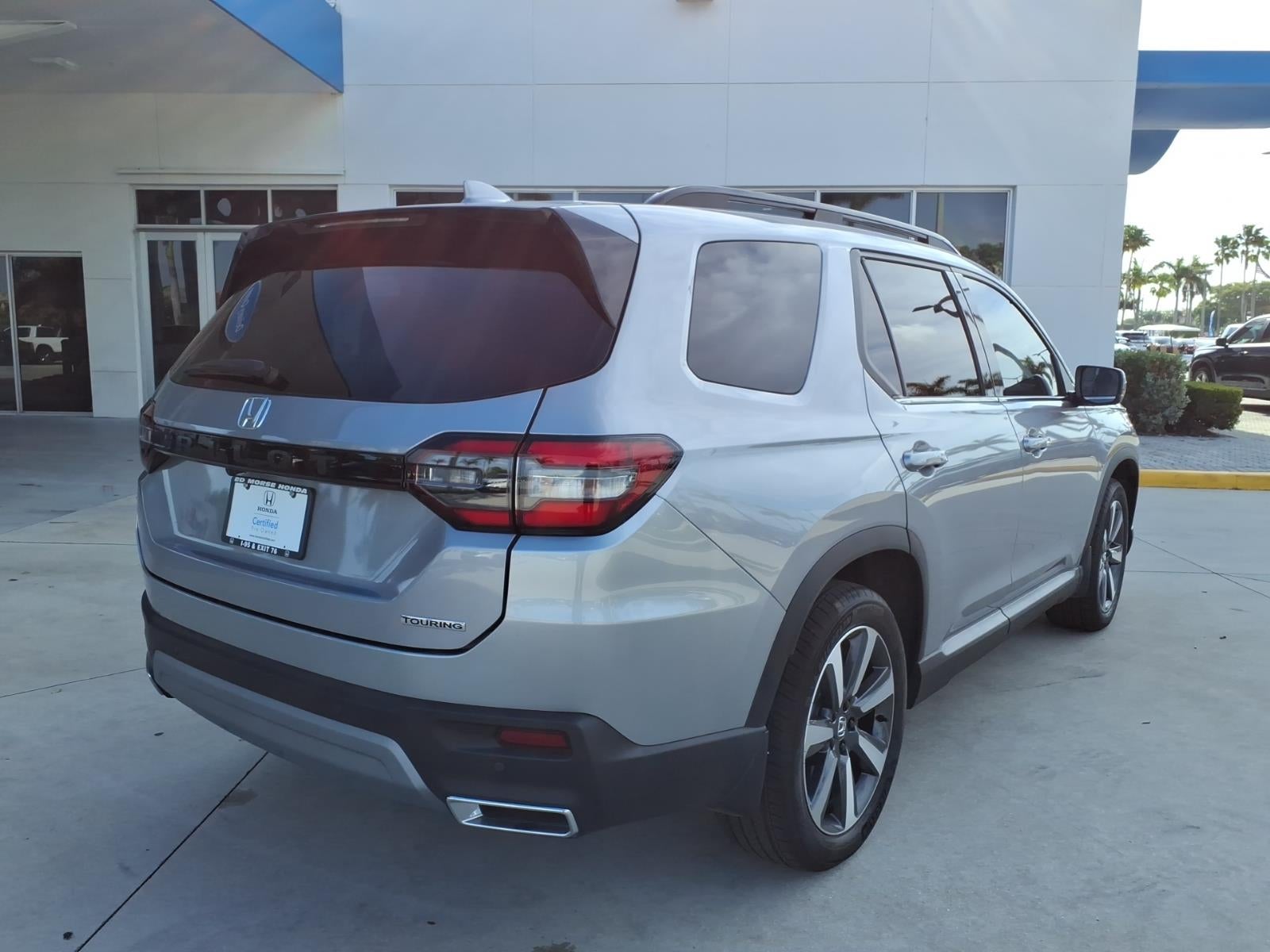 2025 Honda Pilot Touring 8 Passenger