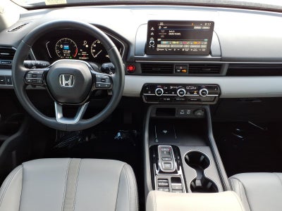 2025 Honda Pilot Touring 8 Passenger