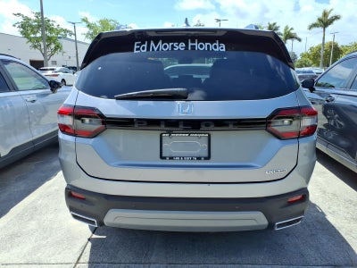 2025 Honda Pilot Touring 8 Passenger