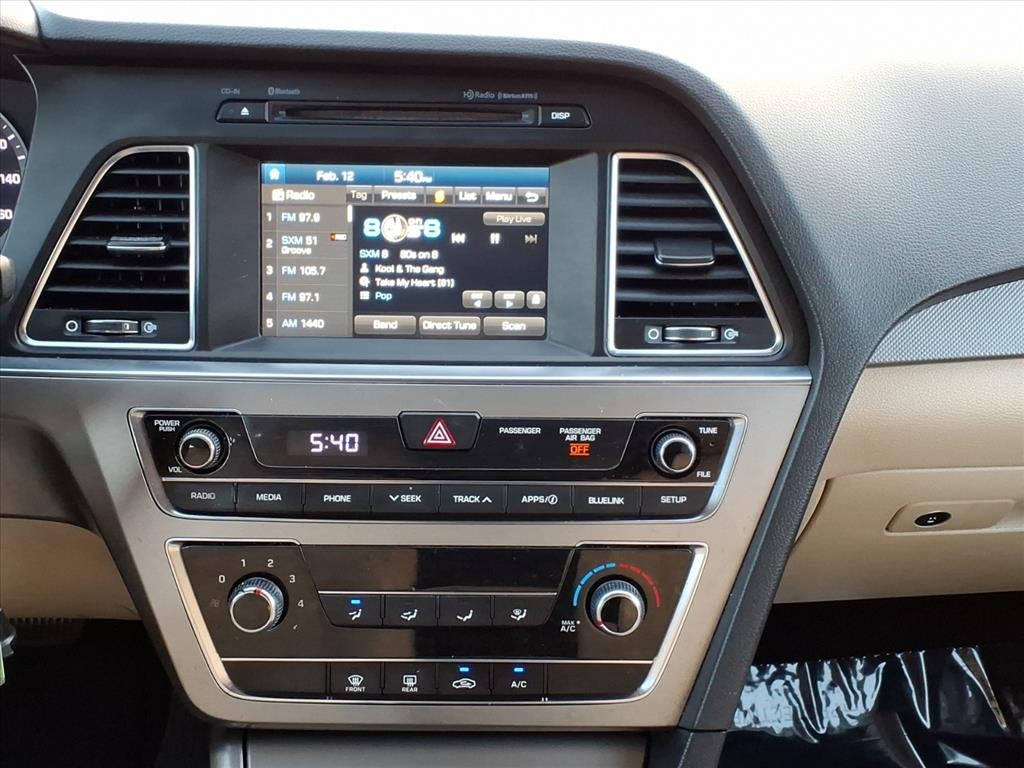 2017 Hyundai SONATA SE