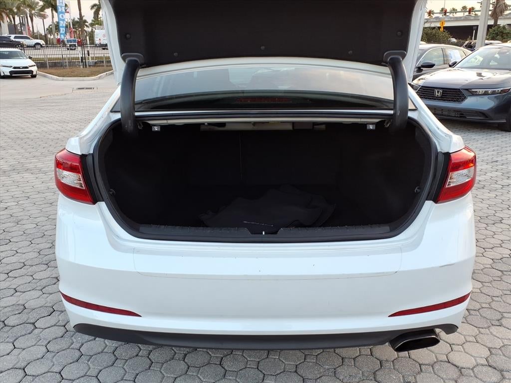 2017 Hyundai SONATA SE