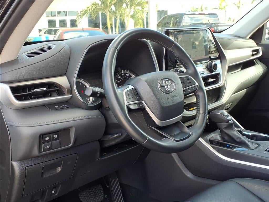 2023 Toyota Highlander XLE