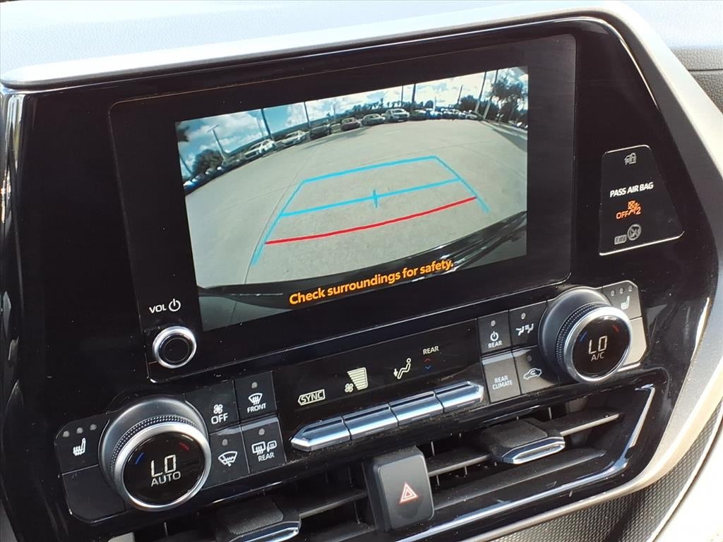 2023 Toyota Highlander XLE