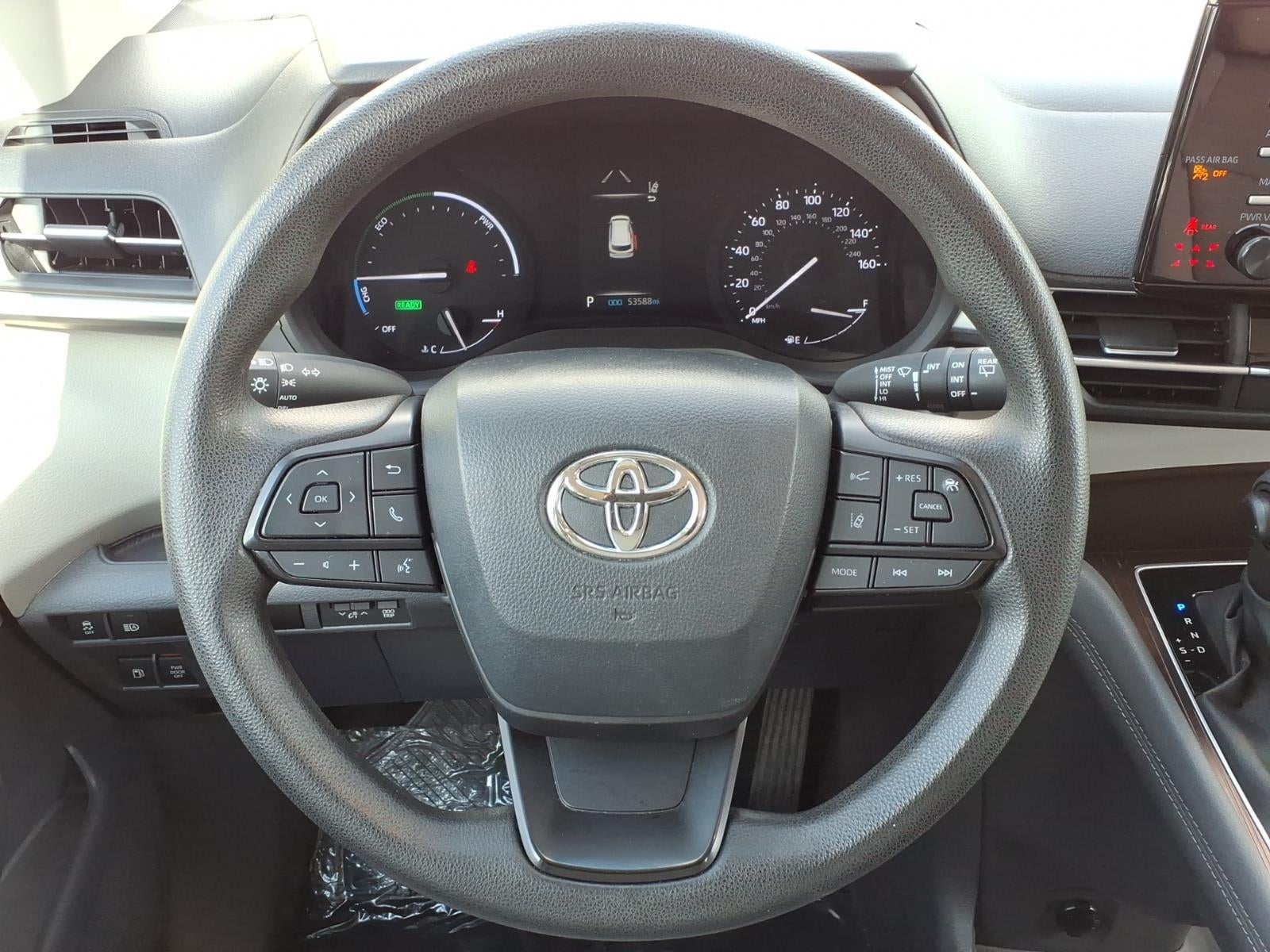 2024 Toyota Sienna LE 8 Passenger