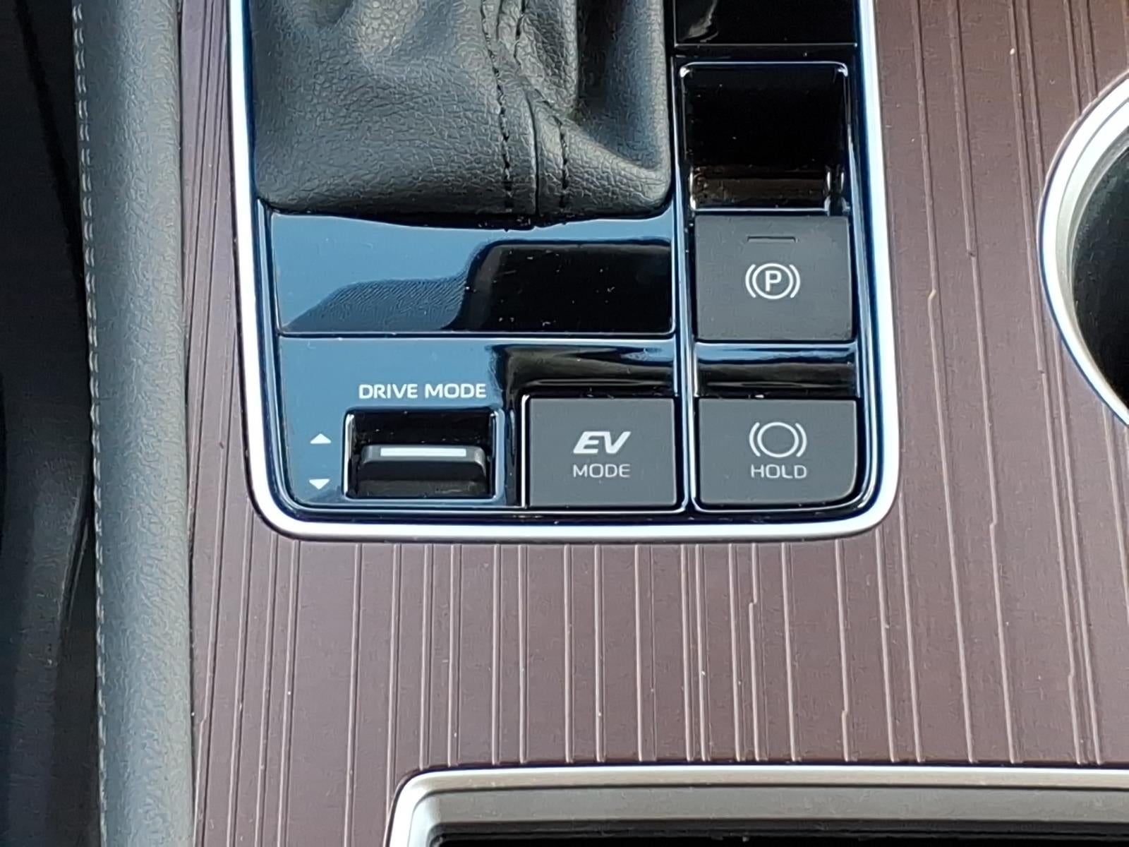 2024 Toyota Sienna LE 8 Passenger