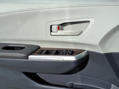 2024 Toyota Sienna LE 8 Passenger